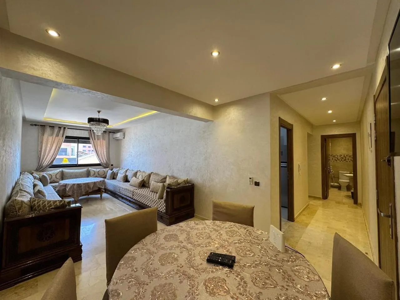 Appartement Cosy Gueliz Avec Piscine Марракеш